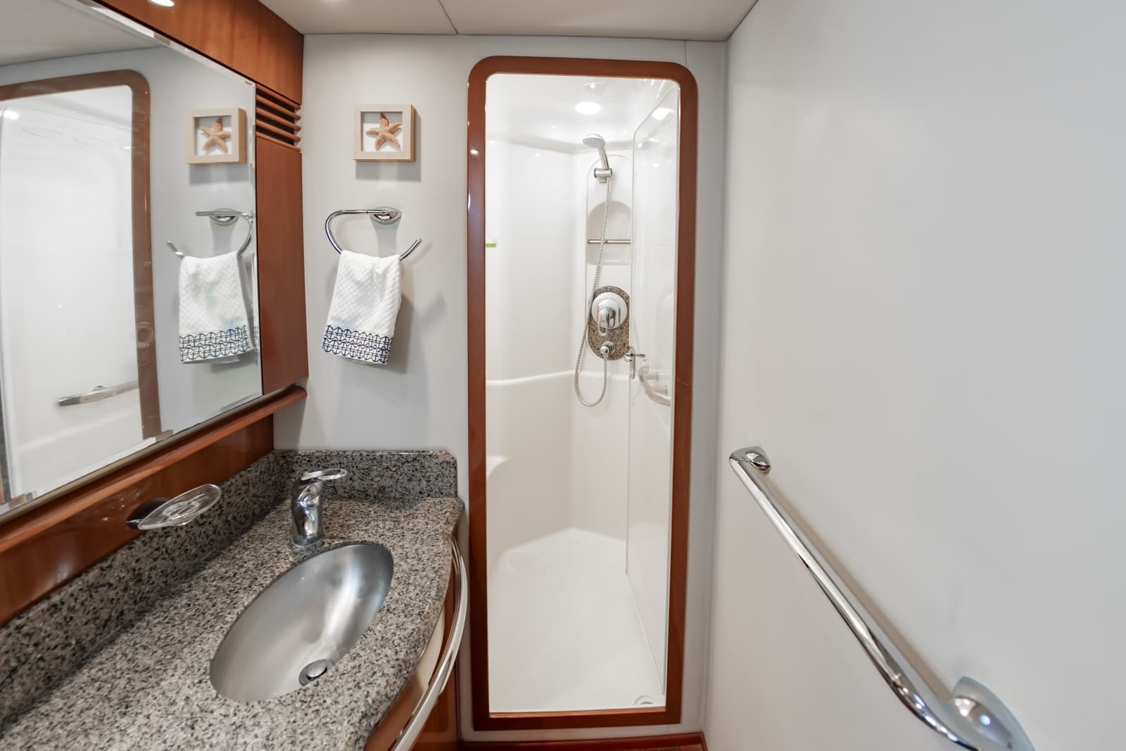 58SeaRay143