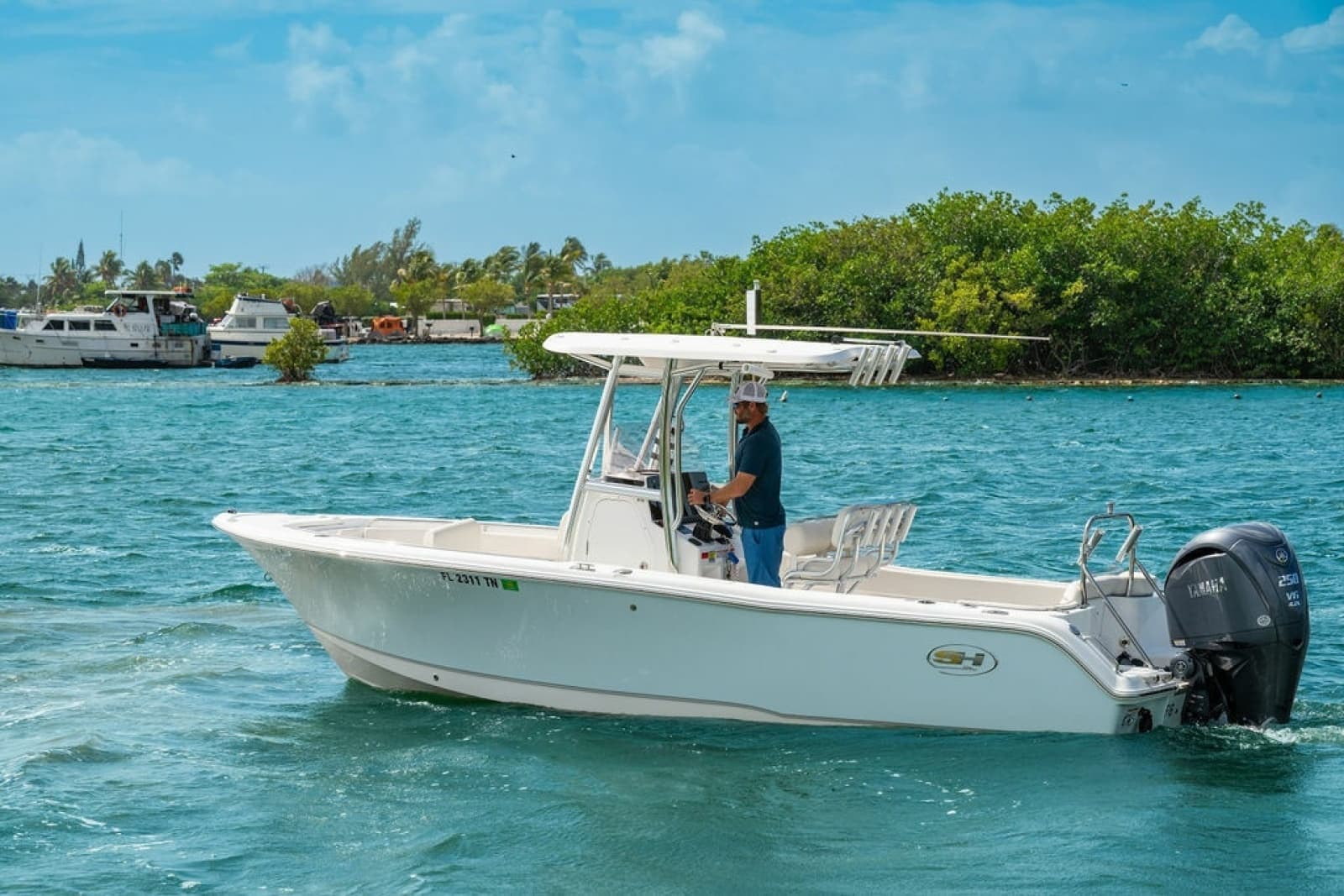 2023 Sea Hunt 234 Ultra