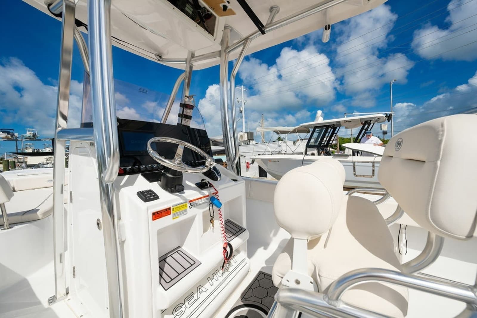 2023 Sea Hunt 234 Ultra