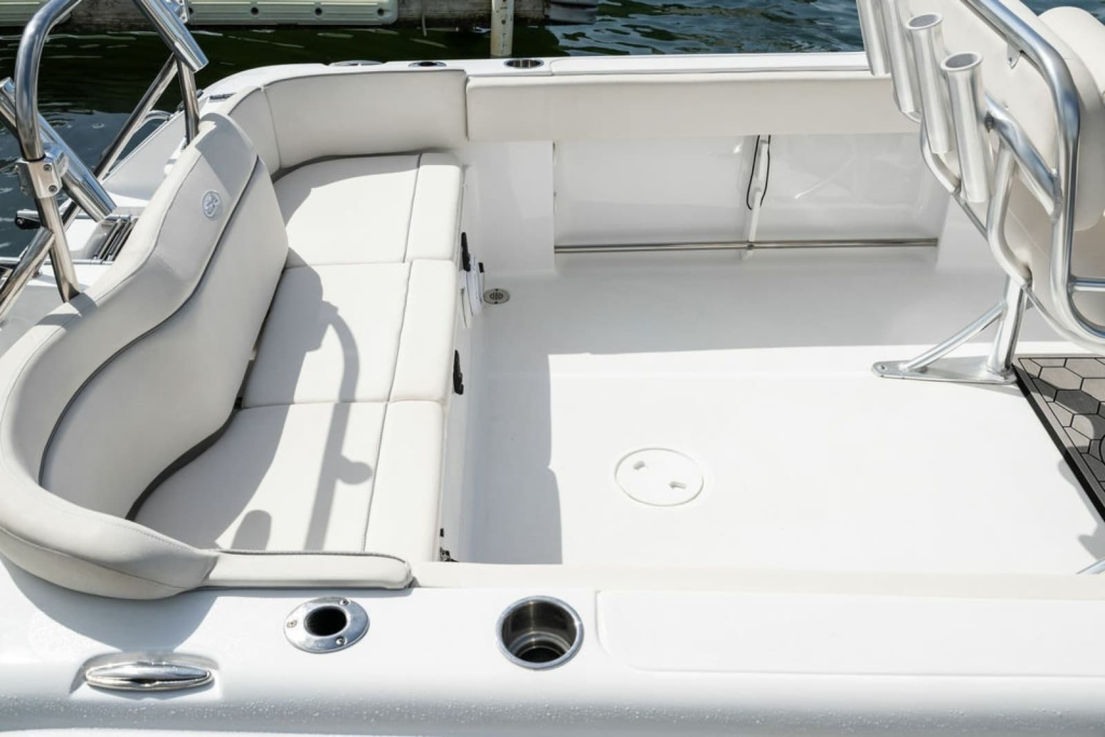 2023 Sea Hunt 234 Ultra