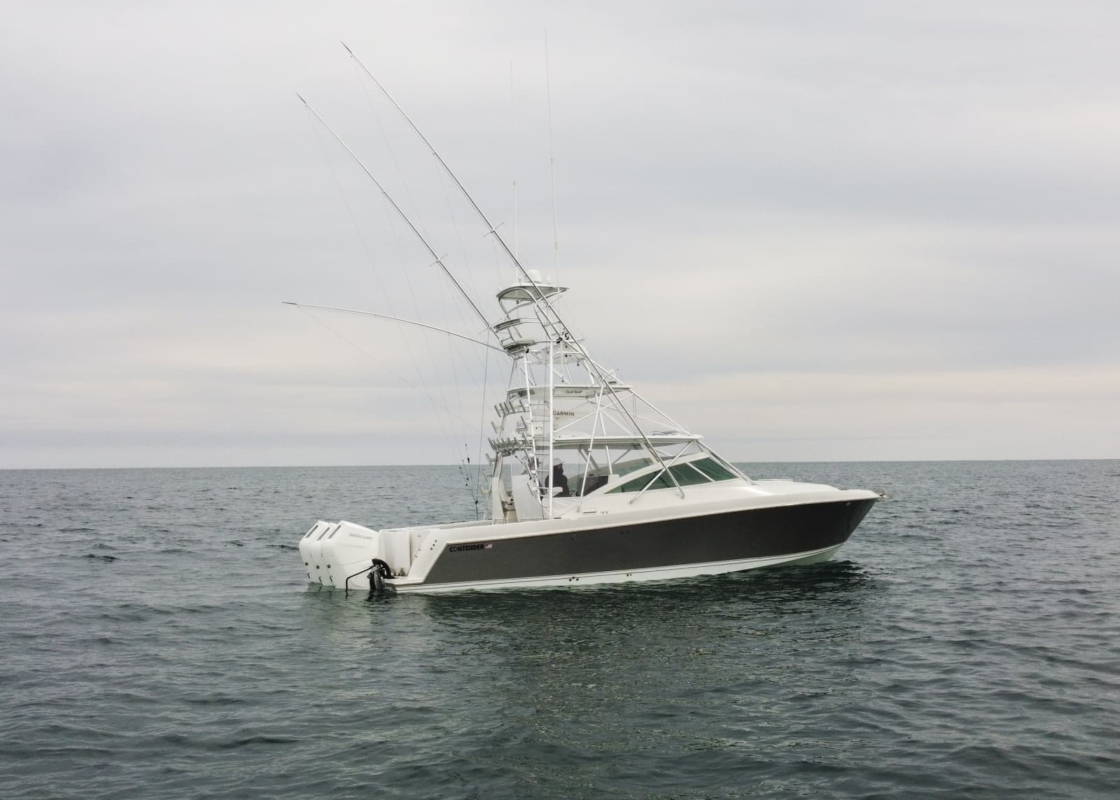 2011 Contender 40 Express