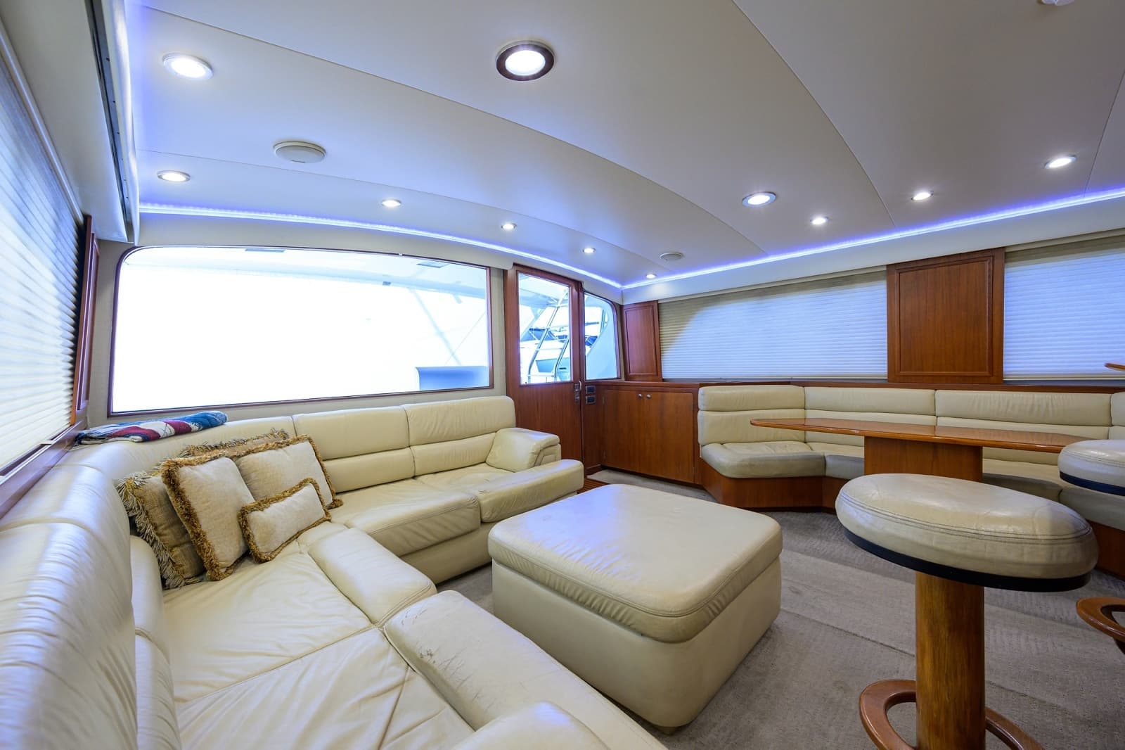 2003 American Custom Yachts 