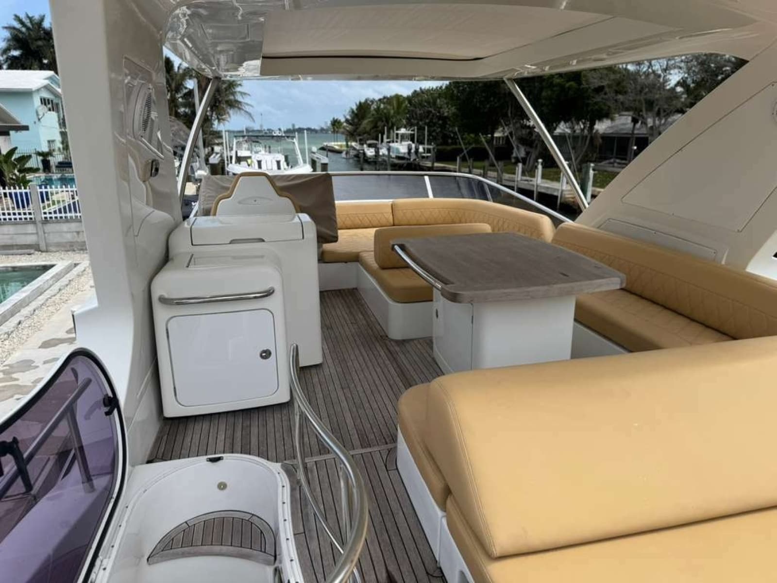 2014 Azimut 64
