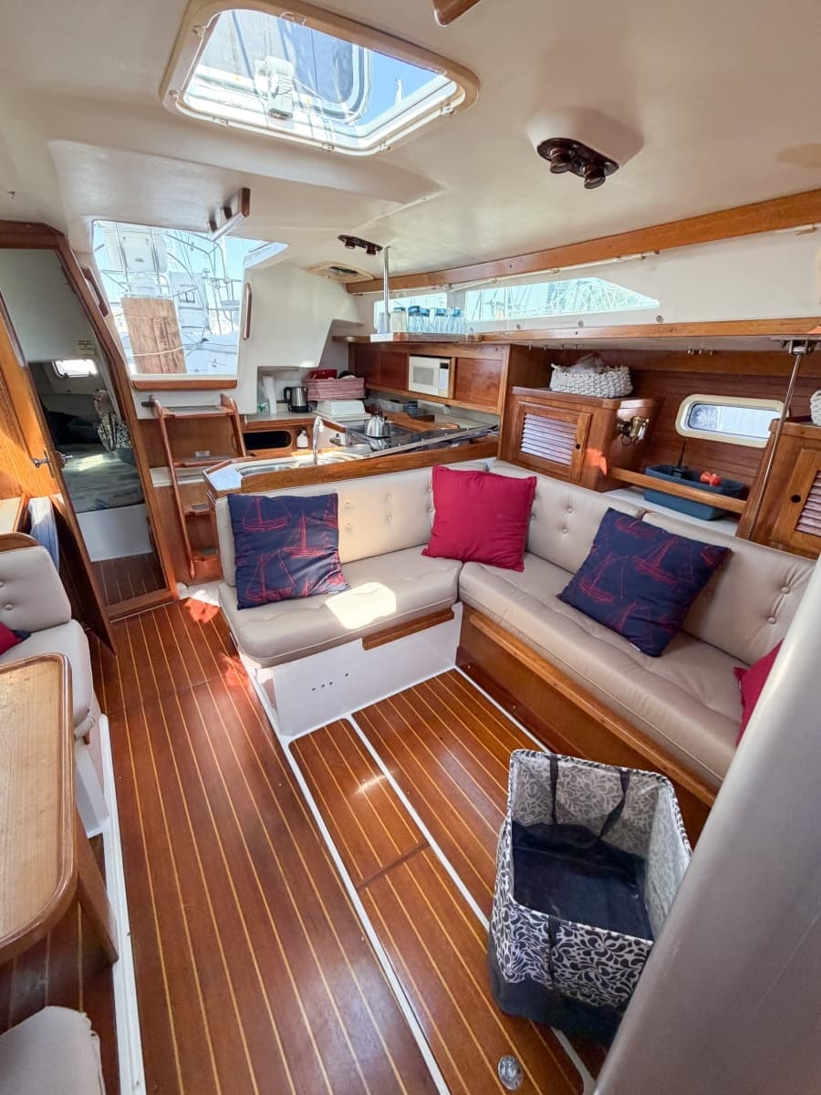 1996 Catalina 36 Mk II