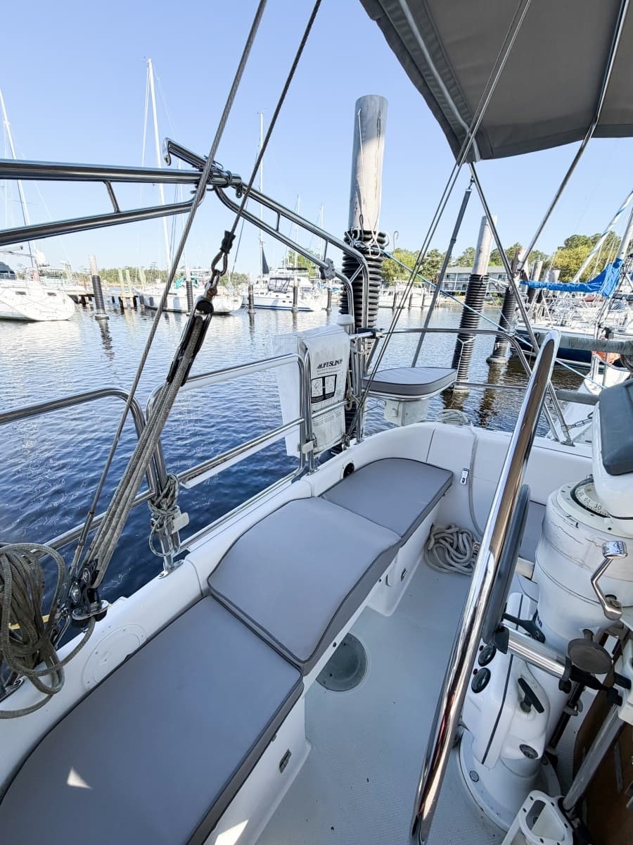 1996 Catalina 36 Mk II