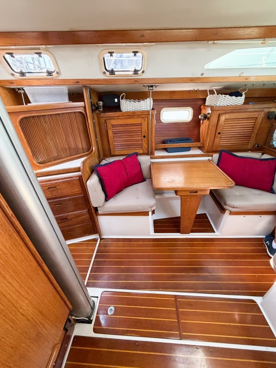 1996 Catalina 36 Mk II