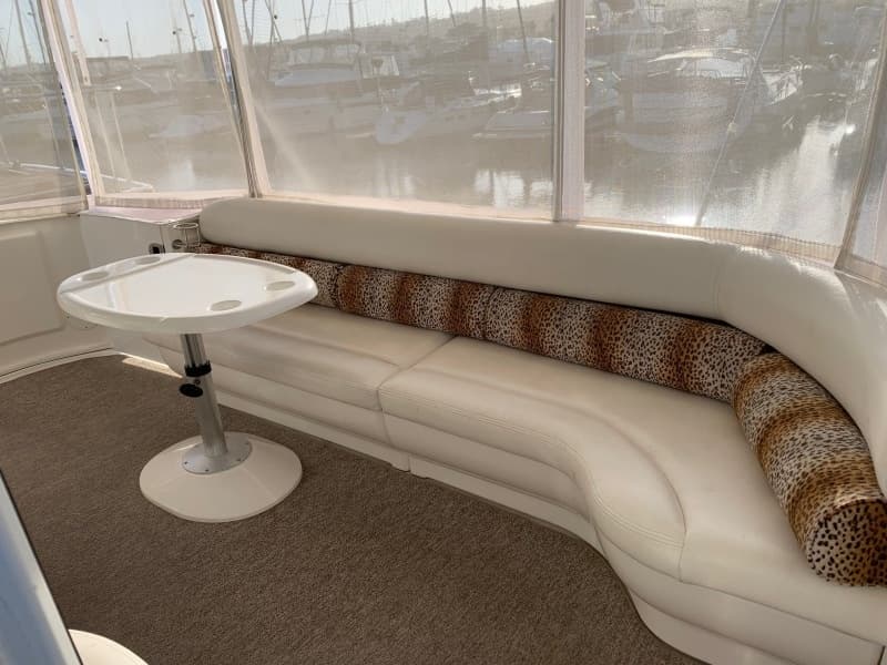 2004 Sea Ray 390 Motor Yacht