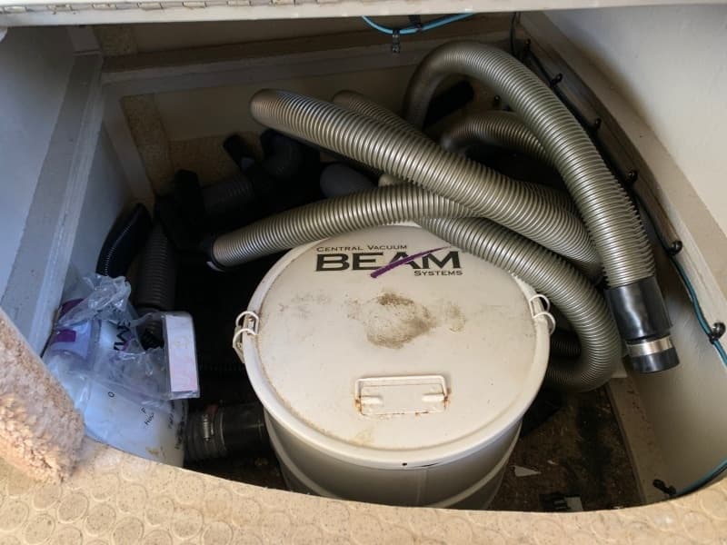 2004 Sea Ray 390 Motor Yacht