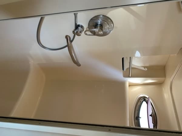 2004 Sea Ray 390 Motor Yacht