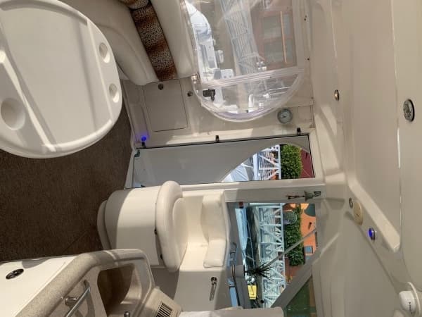 2004 Sea Ray 390 Motor Yacht