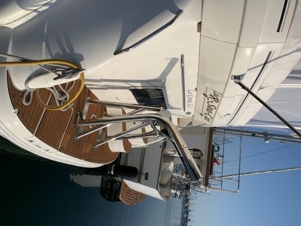 2004 Sea Ray 390 Motor Yacht