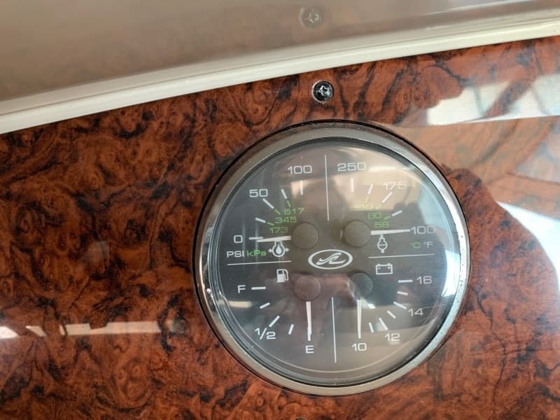 2004 Sea Ray 390 Motor Yacht