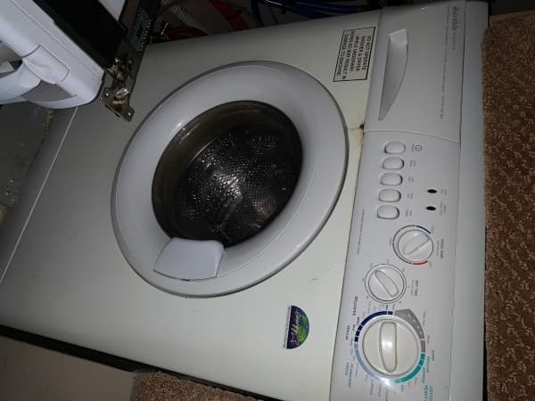 2004 Sea Ray 390 Motor Yacht