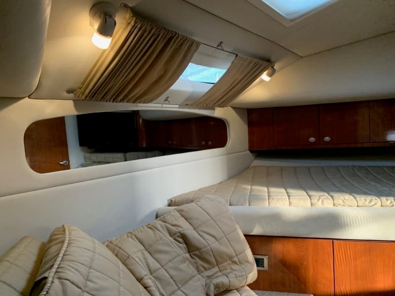 2004 Sea Ray 390 Motor Yacht