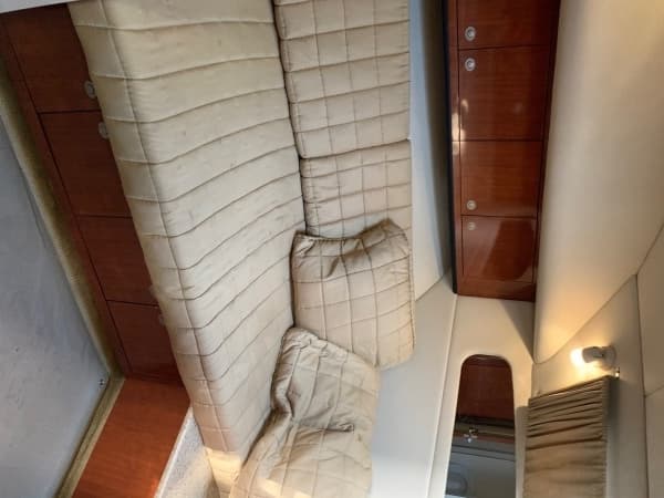 2004 Sea Ray 390 Motor Yacht