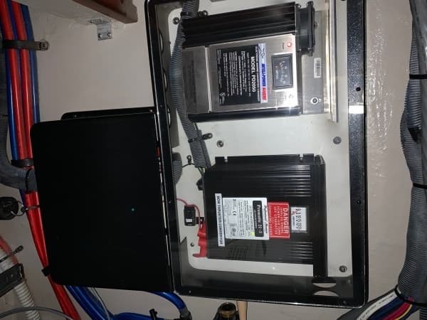 2004 Sea Ray 390 Motor Yacht