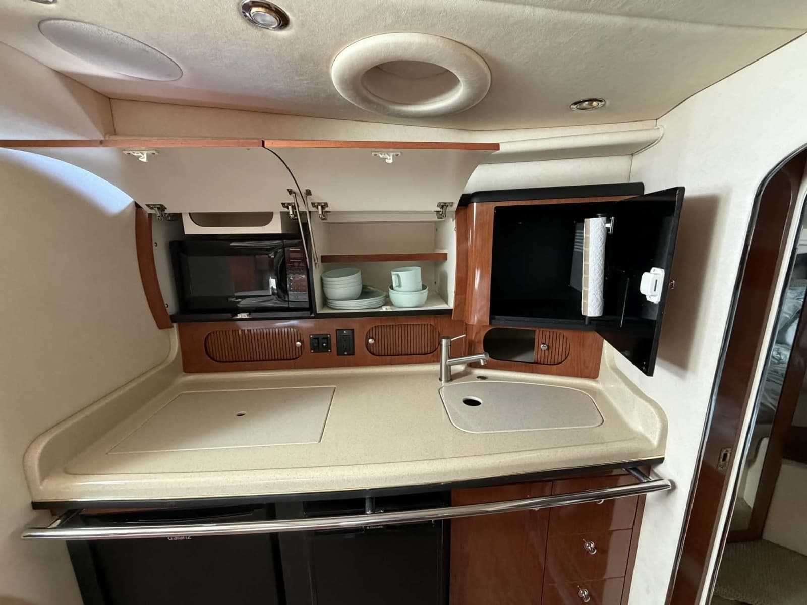 2002 Sea Ray 36 Sundancer