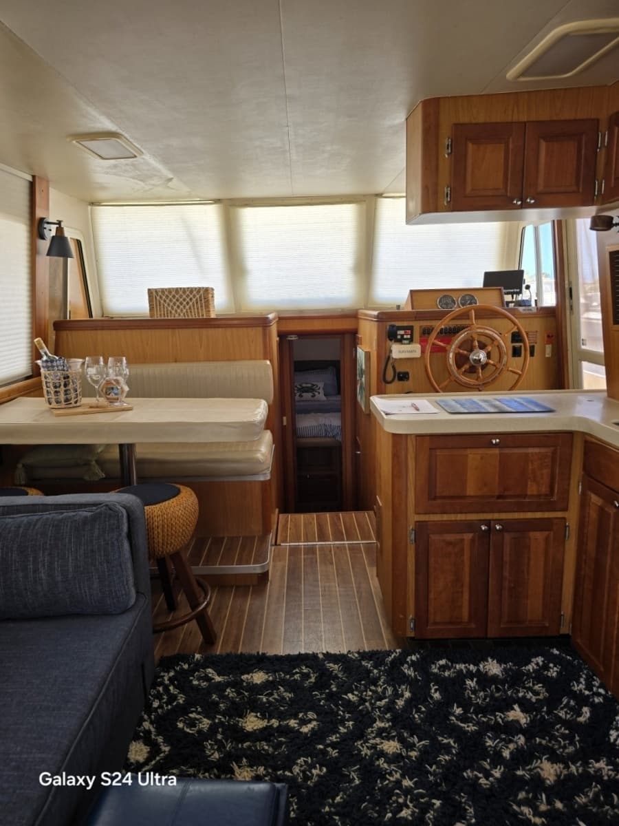 Salon View Forward 2