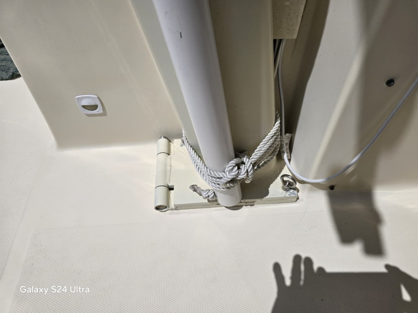 Sol Mate Tower Hinge