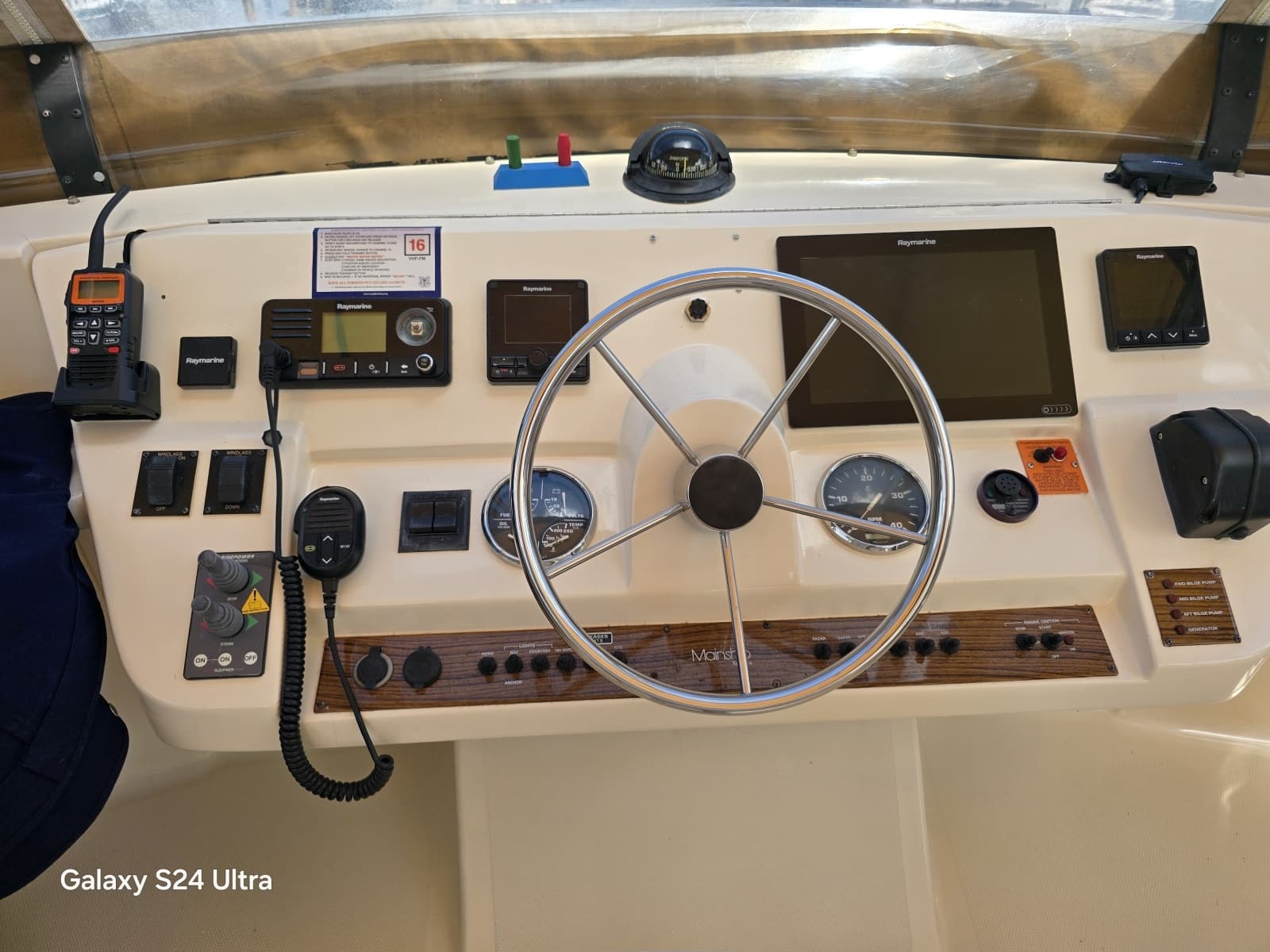 Sol Mate Fly Bridge Helm