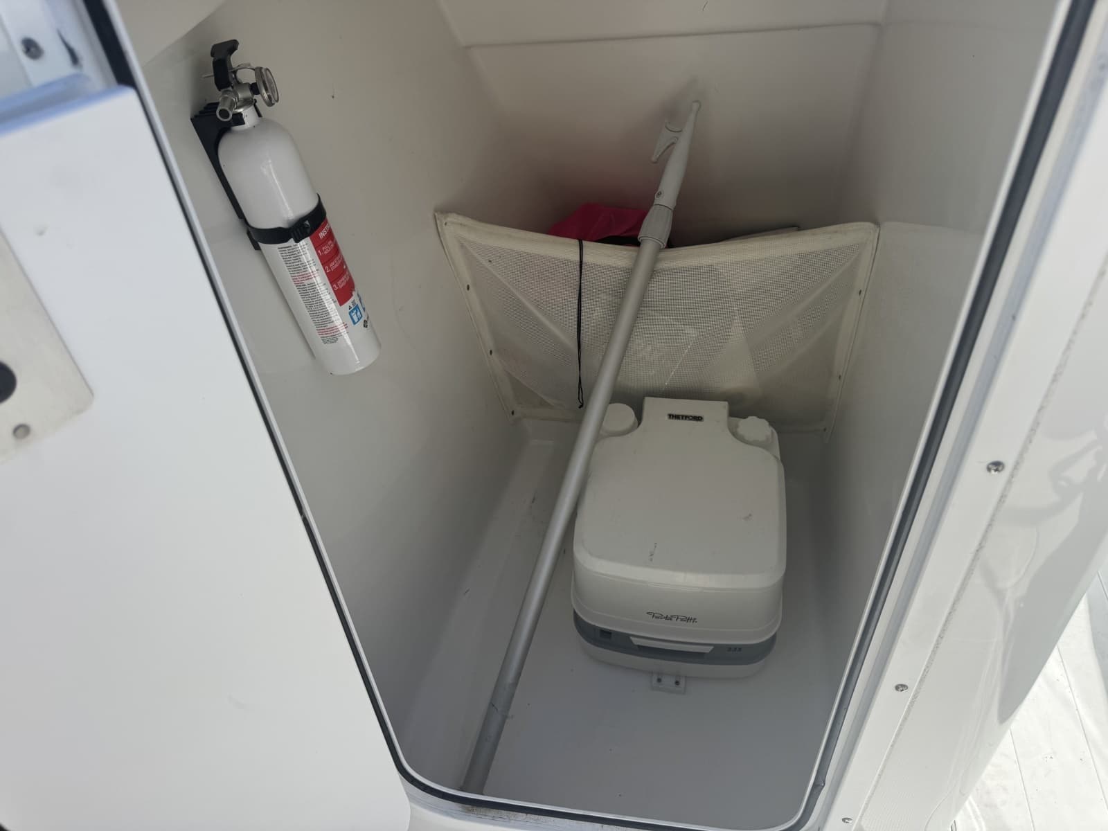 2013 Sea Hunt Escape 234 LE