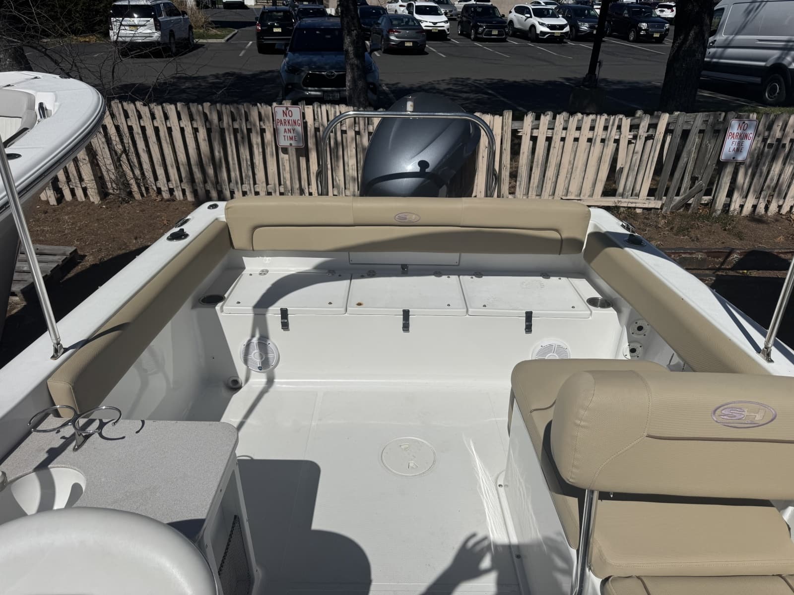 2013 Sea Hunt Escape 234 LE