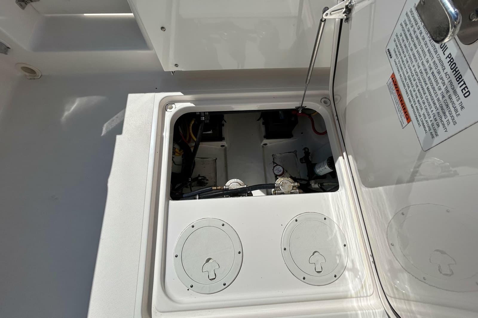 2016 Pursuit DC 265 Dual Console