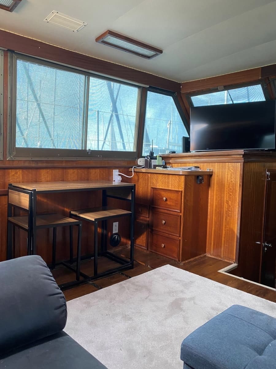 1972 Hatteras Double Cabin