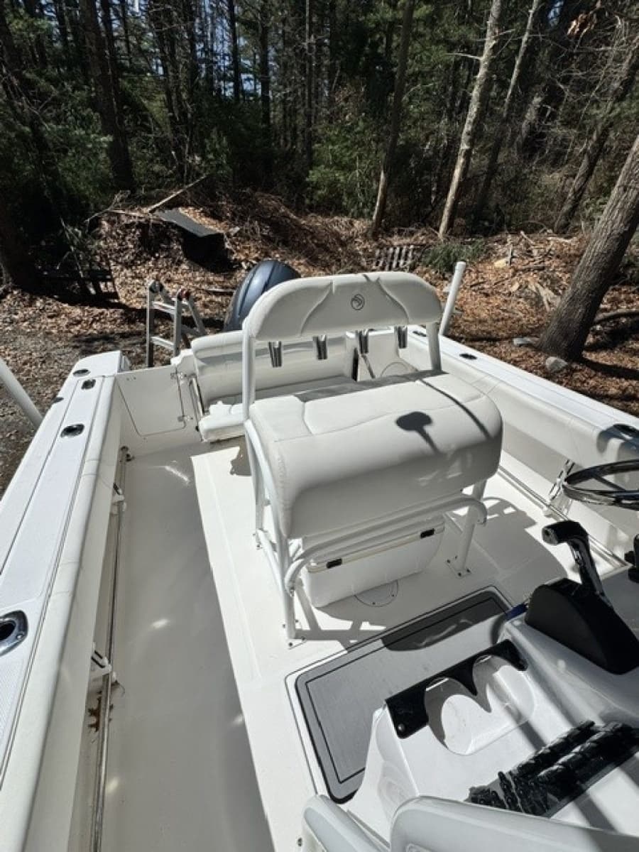 2021 Edgewater 208 CC