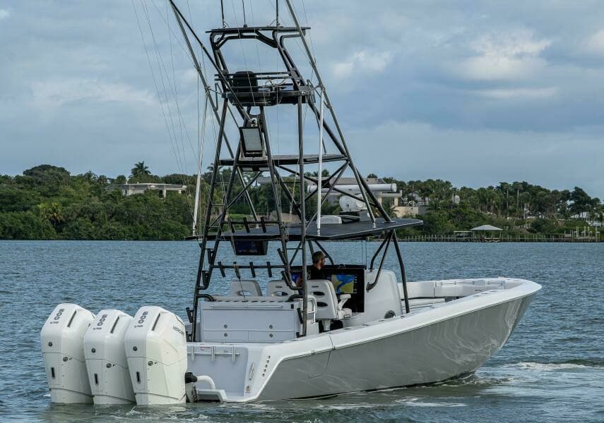 2024 Contender 44 ST