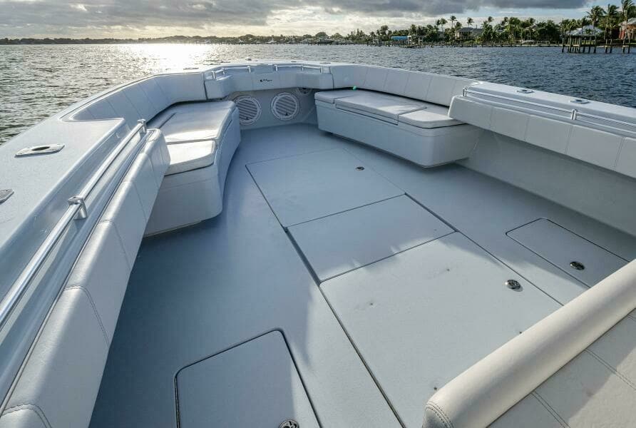 2024 Contender 44 ST