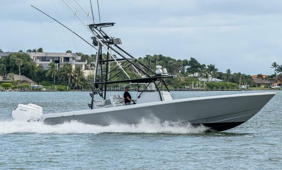 Contender boats - Tampa Yacht Sales