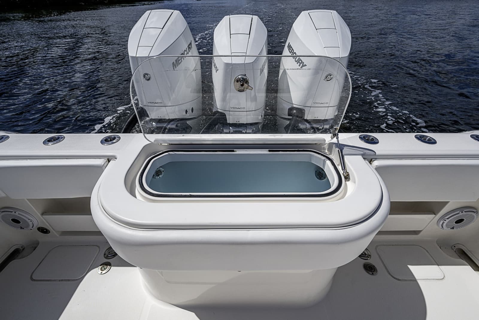 2015 Invincible 42 Open Fisherman