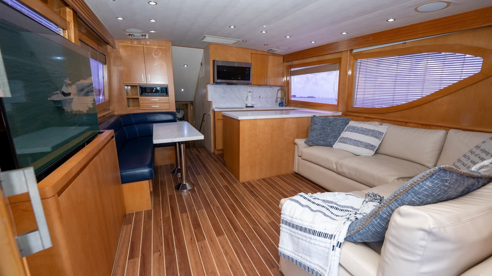 2000 Hatteras 50 Convertible