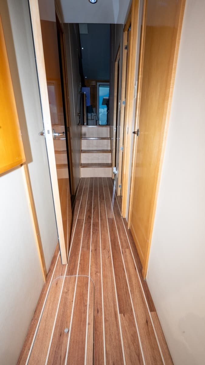 2000 Hatteras 50 Convertible