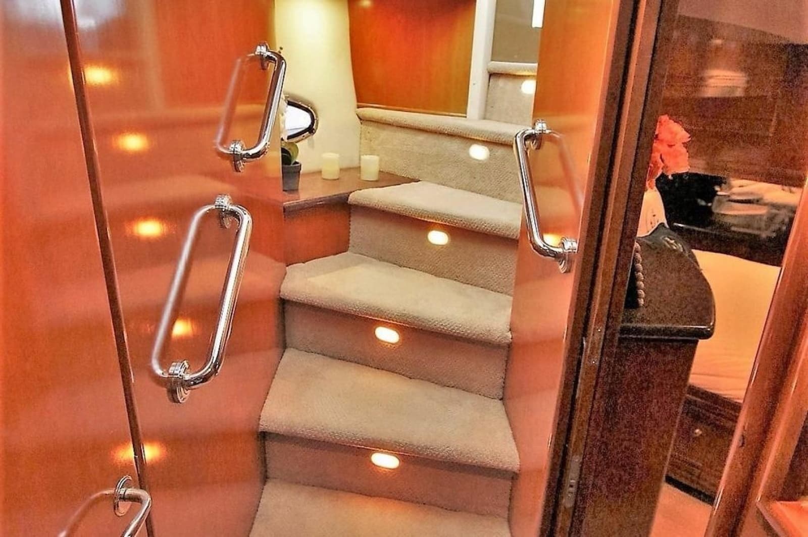 2001 Carver 570 Voyager Pilothouse