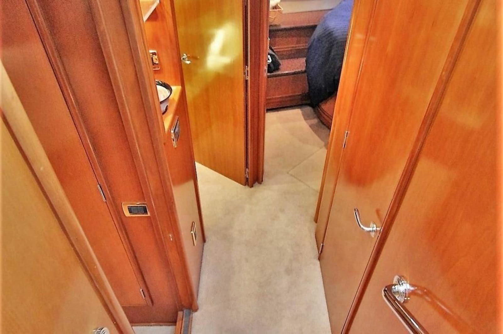 2001 Carver 570 Voyager Pilothouse