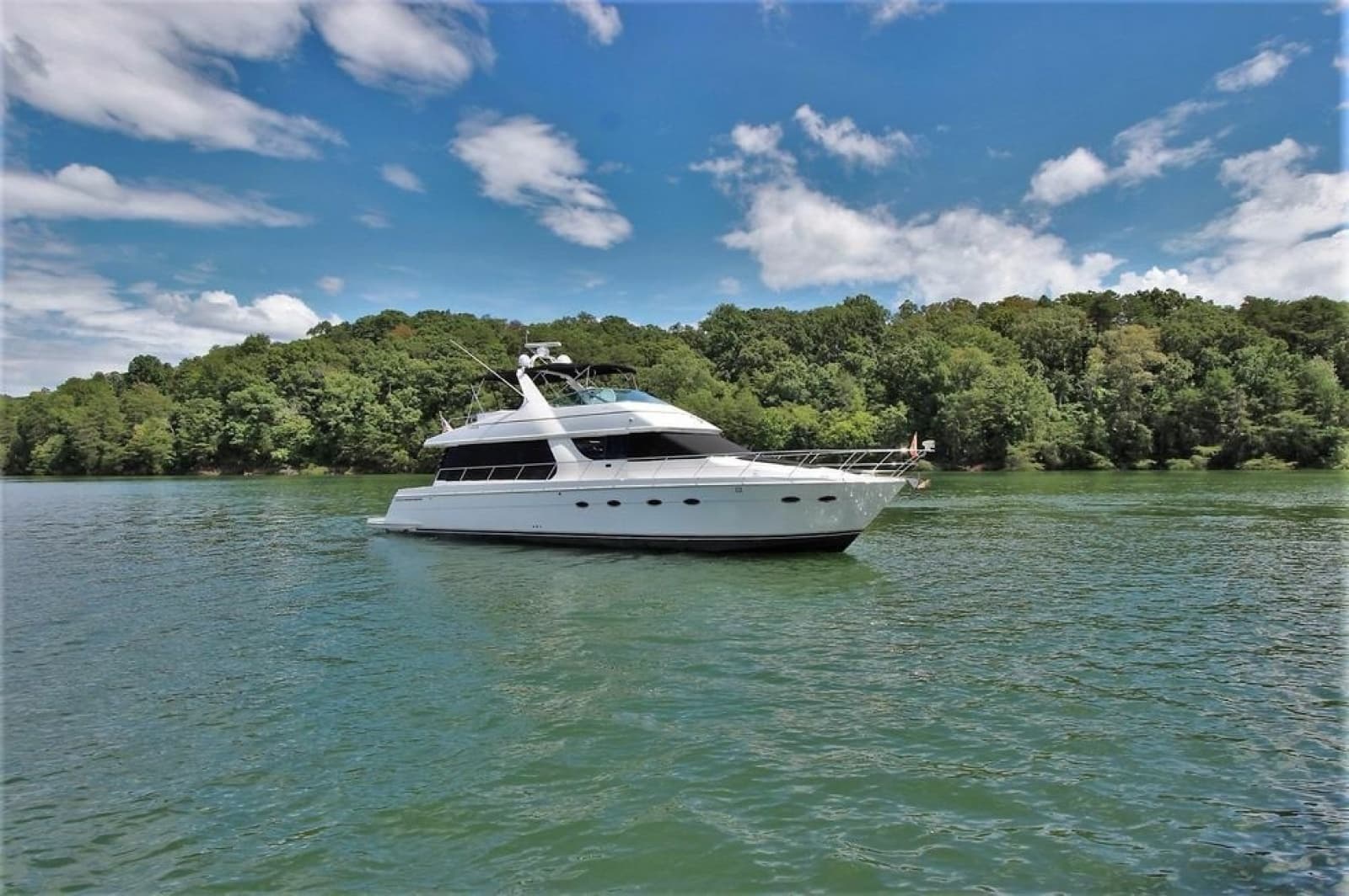 Carver boats - Tampa Yacht Sales