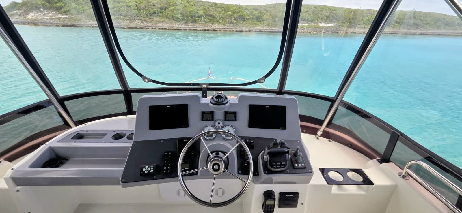 2022 Beneteau Swift Trawler 41 Fly