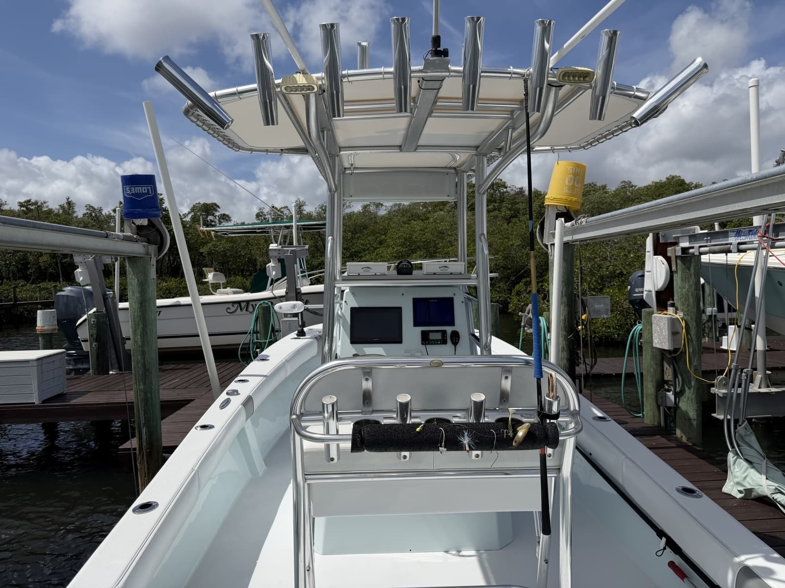 2022 Latitude Tournament Boats 25 Center Console