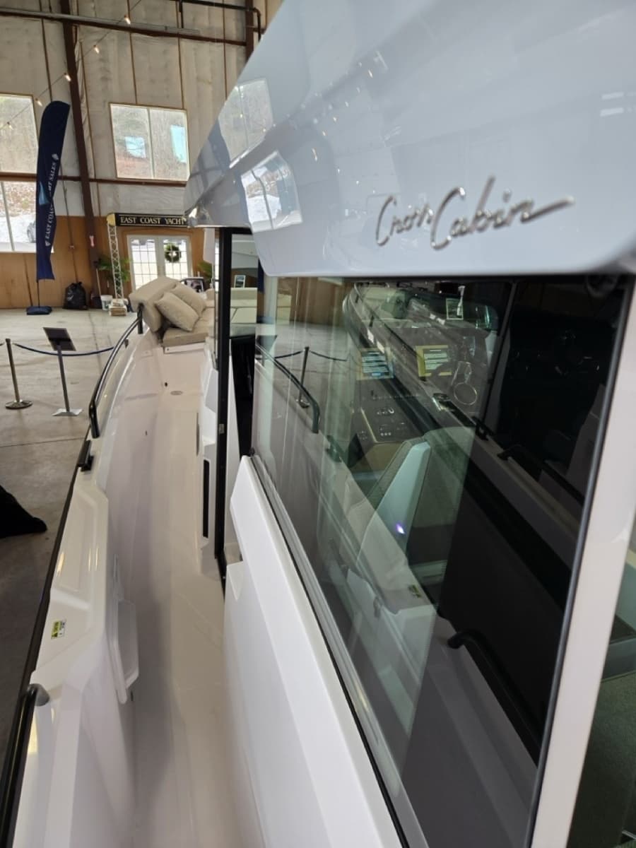 2026 Axopar Cross Cabin