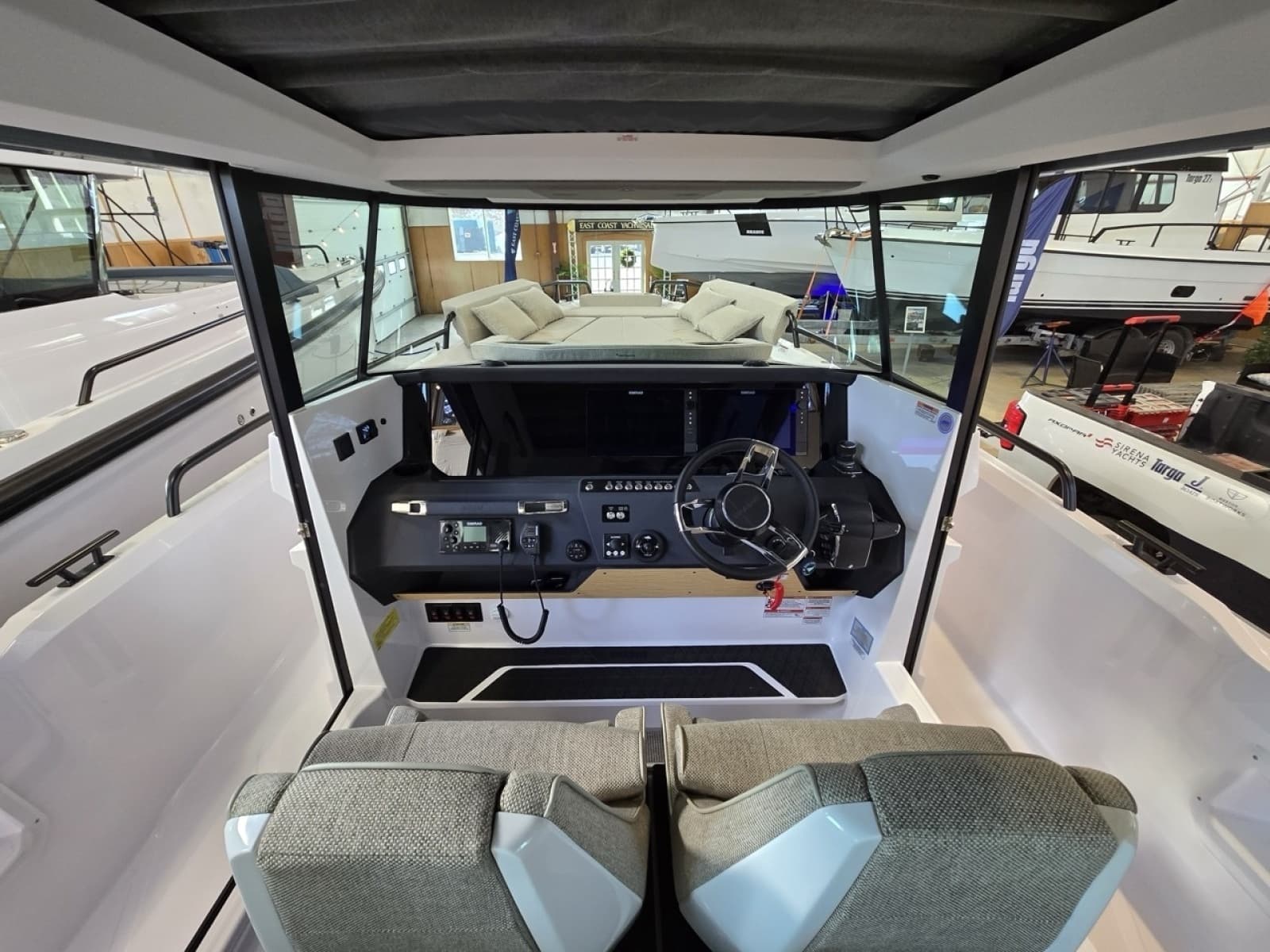 2026 Axopar Cross Cabin