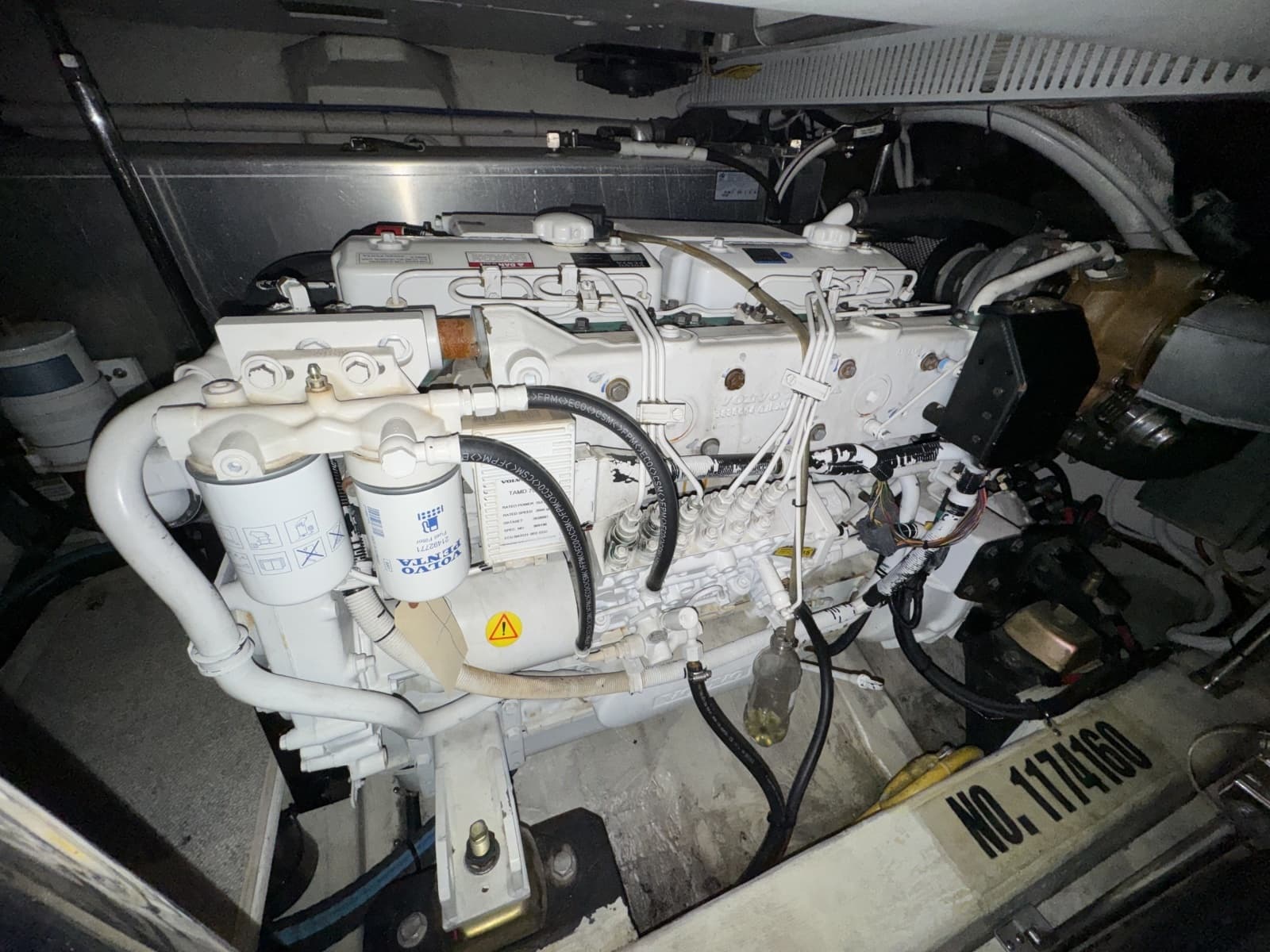 2004 Carver 466 Motor Yacht