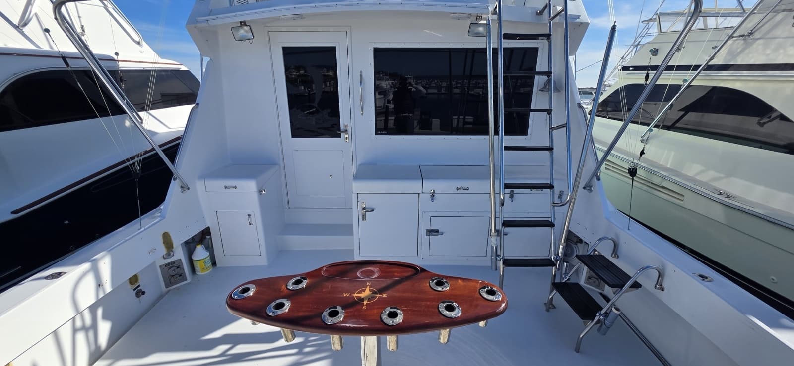 1989 Hatteras 52 Convertible