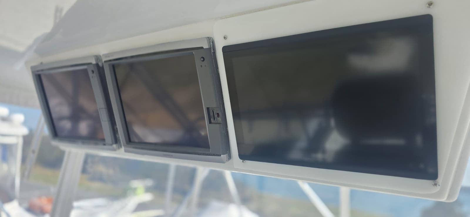 1989 Hatteras 52 Convertible