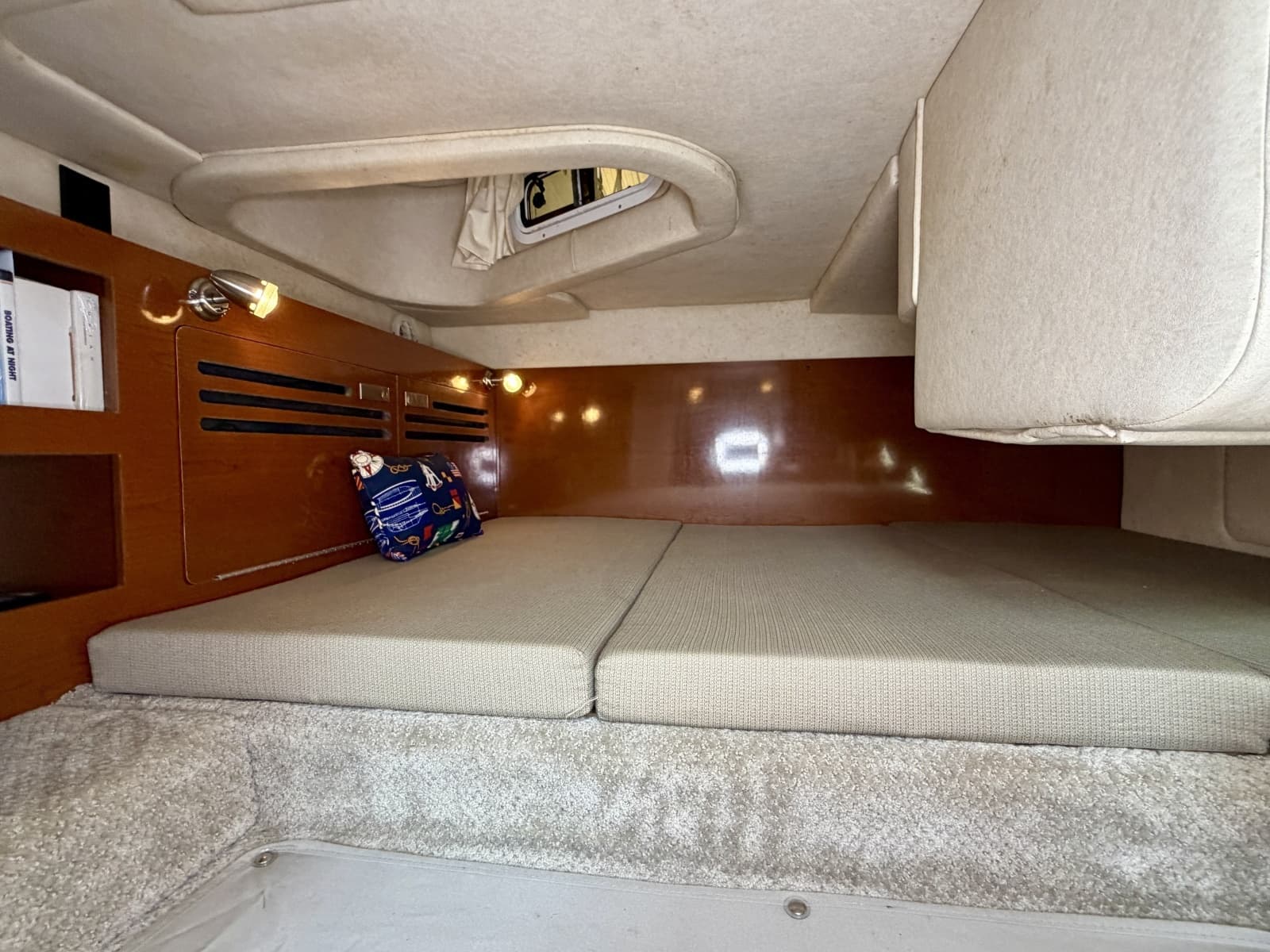 2009 Sea Ray 270 Sundancer