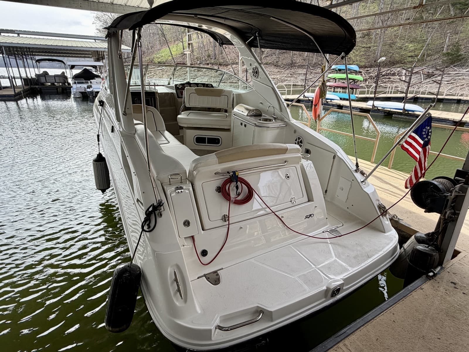 2009 Sea Ray 270 Sundancer