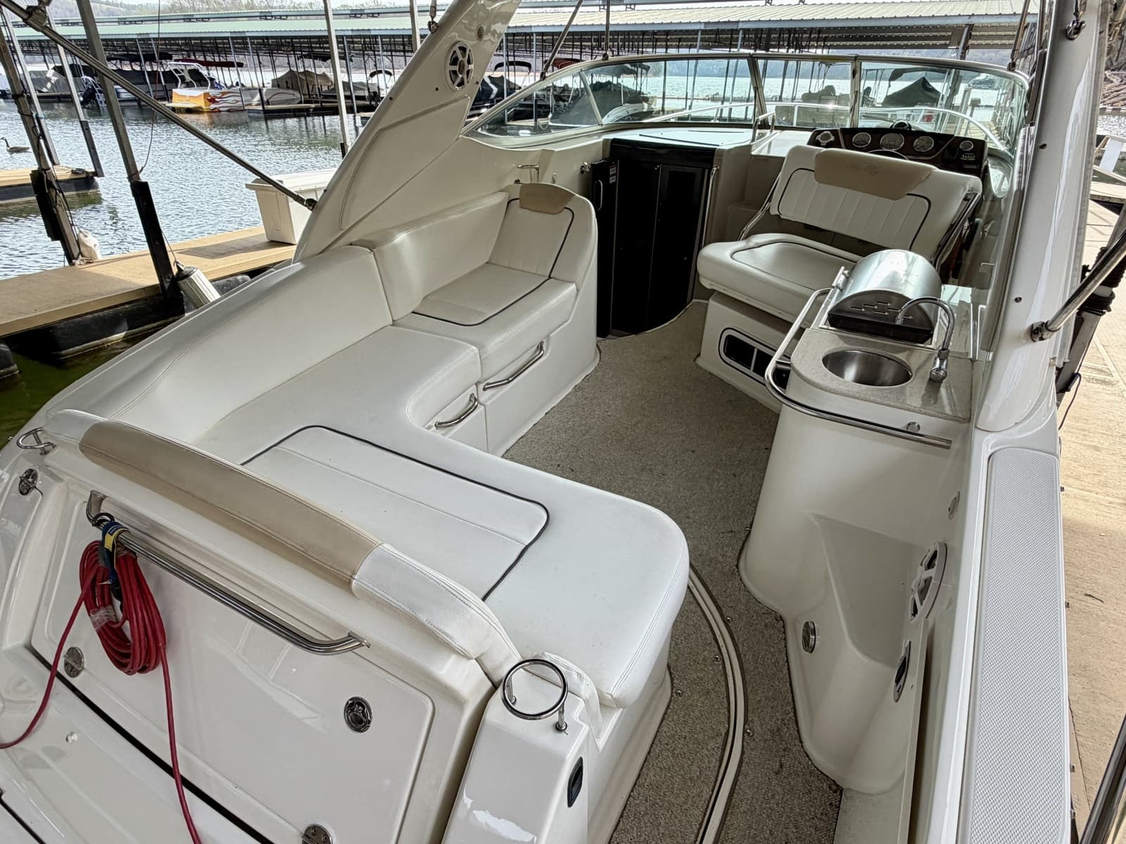 2009 Sea Ray 270 Sundancer