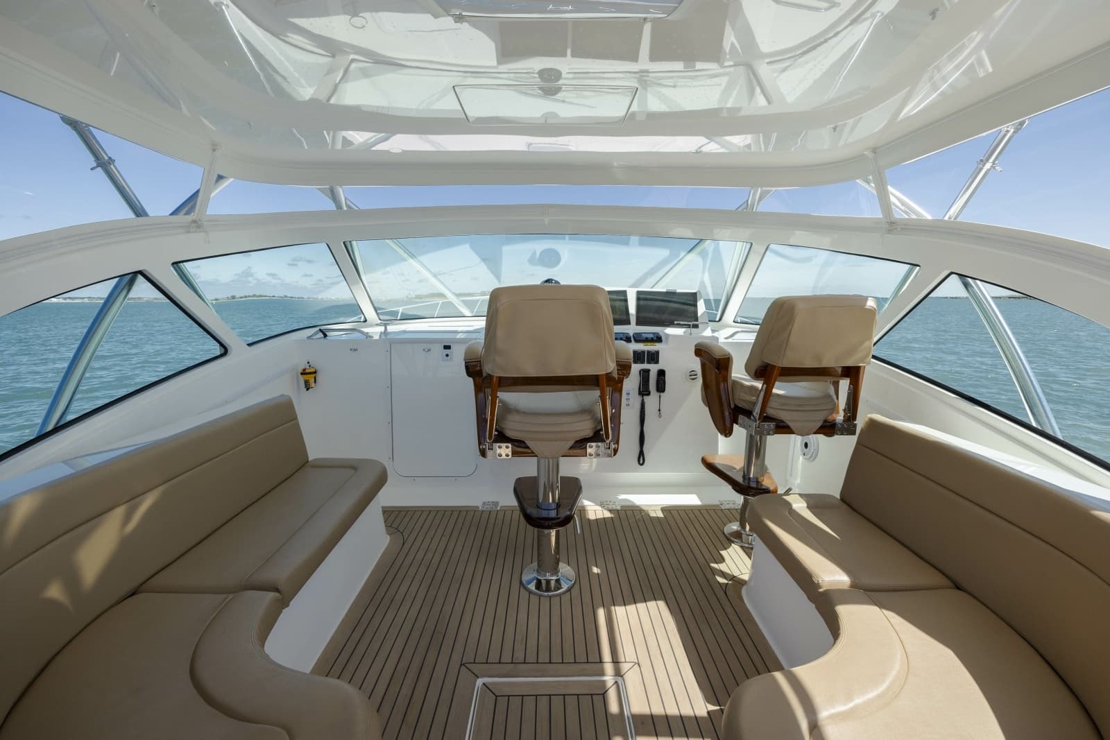 2019 Albemarle 410 Express Fisherman