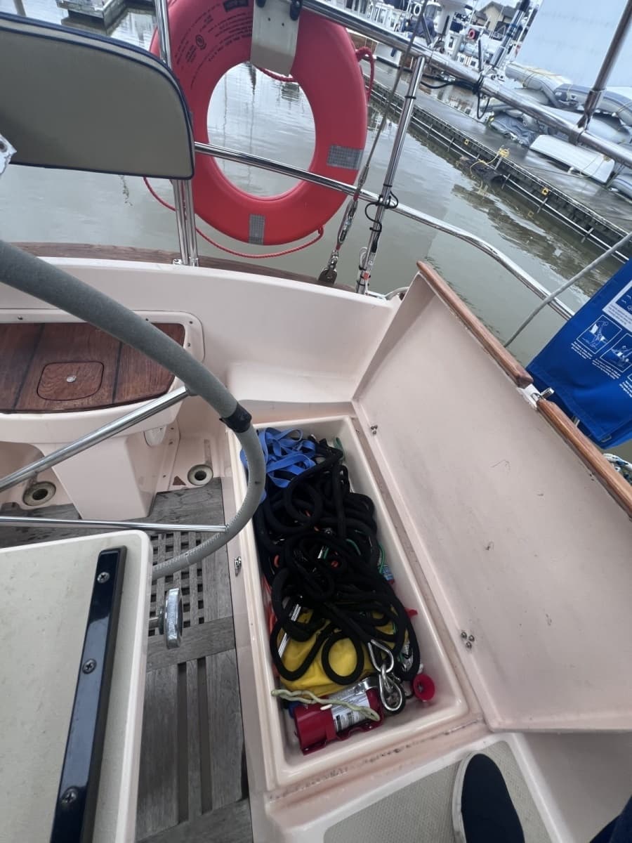 1997 Island Packet 37